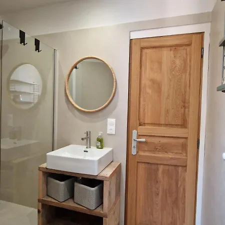 Apartment 2br Boutique-apartment In Cannes, Strand- Und Zentrumsnah 10-15 Minuten
