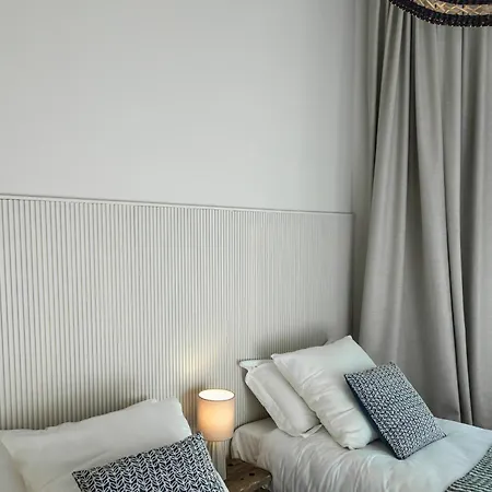 2br Boutique-apartment In Cannes, Strand- Und Zentrumsnah 10-15 Minuten *